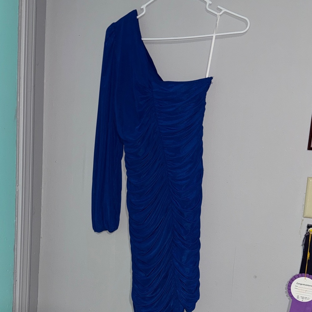 Elegant Blue One-Shoulder Dress